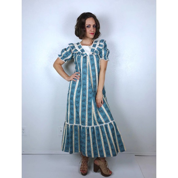 vintage 70s Blue STRIPED MuuMuu Maxi DRESS xs/s cottage core ruffles Hawaii boho - Picture 6 of 10